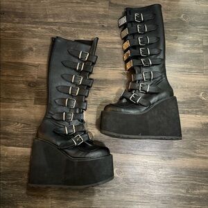 Demonia Swing-815 Boots